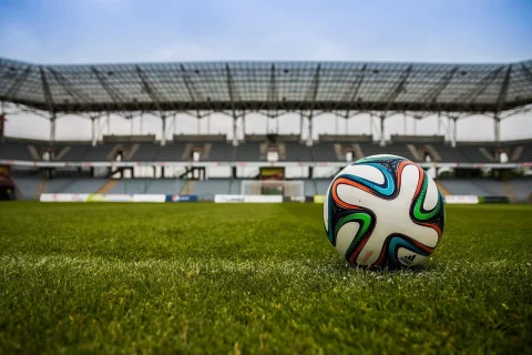 echipa nationala feminina de fotbal