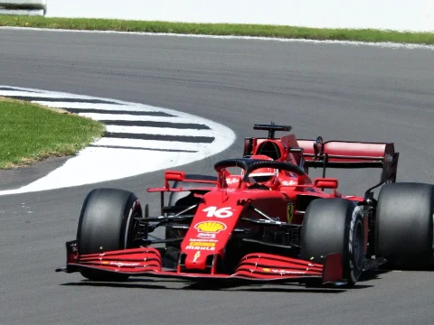 sezonul de formula 1 din 2019